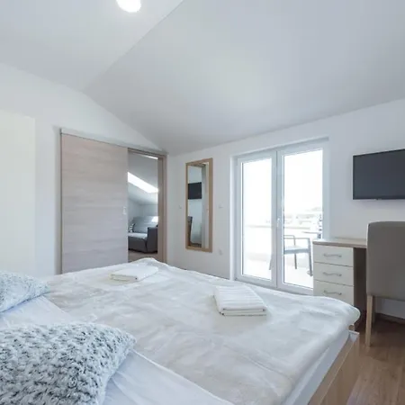 In With Sea View, Balcony, Air Conditioning, Wifi 4979-6 شقة *