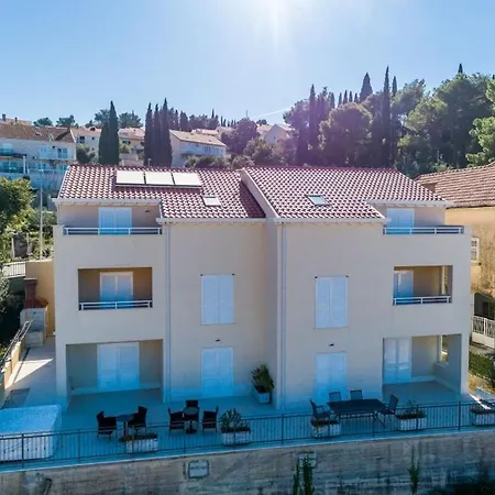 شقة In With Sea View, Balcony, Air Conditioning, Wifi 4979-6